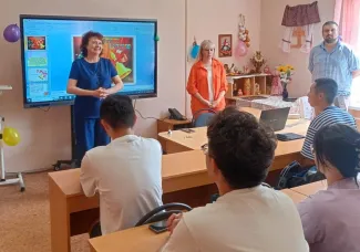  Последний звонок  для выпускников института международного образования 
