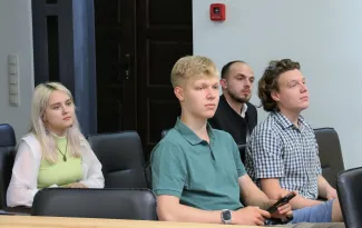 Студенты ВГСПУ встретились с экс-депутатом Гамбургского Ландтага Ольгой Петерсен