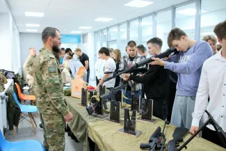 Мастер-класс и выставка вооружений прошли в ВГСПУ