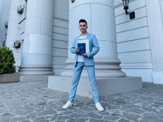 Песня выпускника ВГСПУ прозвучит в школах  вместо звонка по всей России 