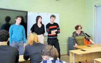 Дискуссия на тему «Родители и дети» состоялась в Институте русского языка и литературы 