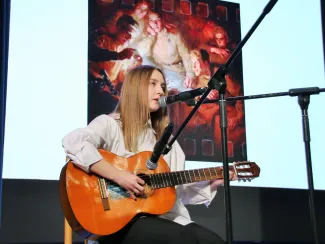 «Мы – наследники Победы!»: студенты ВГСПУ –  о памяти и подвиге в  «Литературной гостиной» 