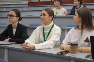 Студентка ВГСПУ стала спикером на международном проекте «Парламентская модель 2025»  