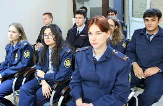 «Первые в профессии»: в ВГСПУ на экскурсии побывали учащиеся школ Волгограда