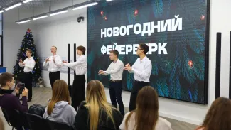 Студенты и преподаватели Института социальной и коррекционной педагогики  зажгли «Новогодний фейерверк»