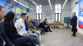 Передача гуманитарного груза