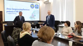 Директора школ из Среднеахтубинского района оценили возможности ВГСПУ