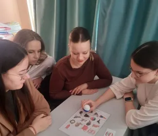 Студенты ИДиНО освоили современные методики работы с детьми на мастер-классе 