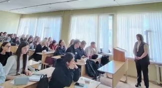 Студенты-филологи встретились с педагогом-практиком из школы № 1 г. Волжского