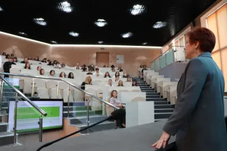 Разговоры о важном, диалекты