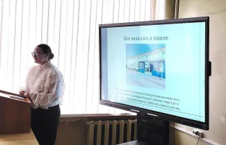 Выпускники пригласили первокурсников в профессию: в ИРЯиС состоялся круглый стол