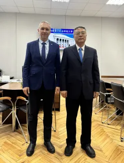 Волгоградский педагогический университет и Университет Цзаочжуан обсудили перспективы сотрудничества 