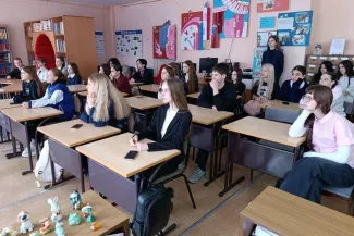 Открытый диалог о педагогике: 10 «А» и доцент ВГСПУ  вдохновили девятиклассников