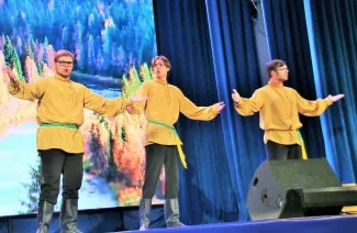 В ВГСПУ состоялся Гала-концерт IX Всероссийского фестиваля жестовой песни «Поющие руки»