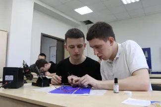 Занятие в кабинетах труда
