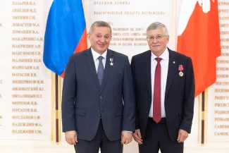 Награждение Н.К. Сергеева