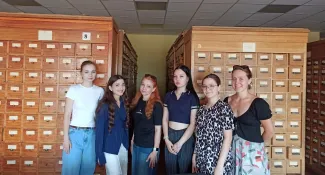 Первокурсники-филологи ВГСПУ  завершили производственную практику в Северной столице 