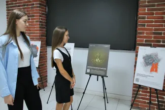 Выставка плакатов «Антитеррор. Истории трагических событий» ко Дню солидарности в борьбе с терроризмом организована в ВГСПУ