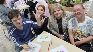 Студенты ВГСПУ подарили тепло «Теплому дому»: будущие психологи отметили Международный день поддержки людей с ДЦП