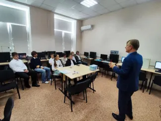 Лицеисты в кванториуме