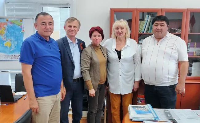 Преподаватели из Термезского государственного университета прошли стажировку в ВГСПУ