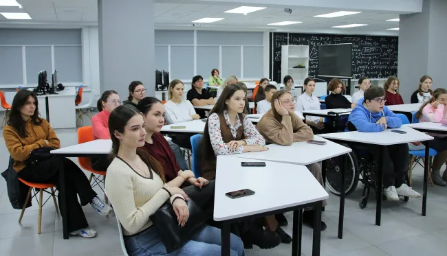 В ВГСПУ продолжает работу Школа юного русиста