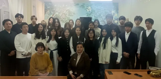 Итоги практики — на сцене: концерт студентов из КНР в ВГСПУ