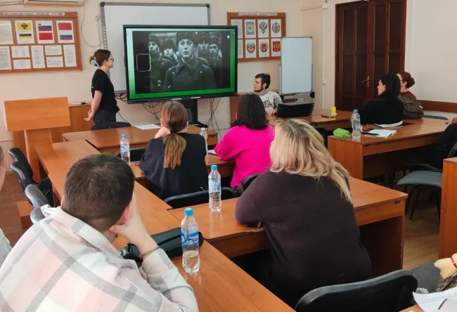 В ВГСПУ прошел кинолекторий, посвященный 82-й годовщине полного освобождения Ленинграда от фашистской блокады