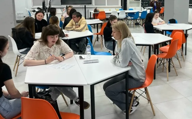 Будущие педагоги-психологи проконсультировали потенциальных абитуриентов ВГСПУ по проблеме выбора профессии