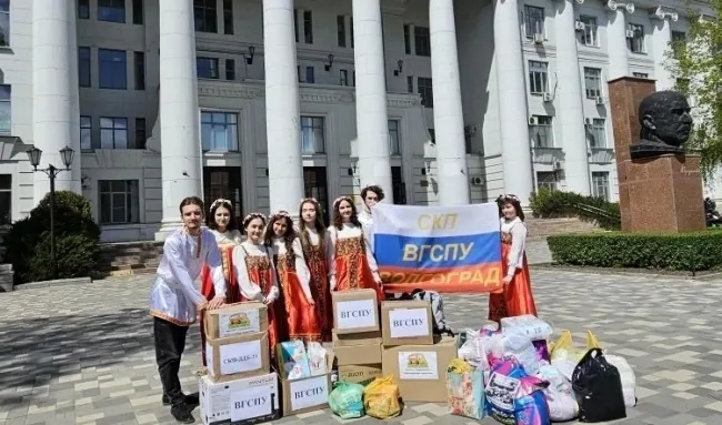 Студенты ВГСПУ приняли участие в юбилейном рейсе «Доброго автобуса»