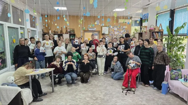 Студенты ВГСПУ подарили тепло «Теплому дому»: будущие психологи отметили Международный день поддержки людей с ДЦП